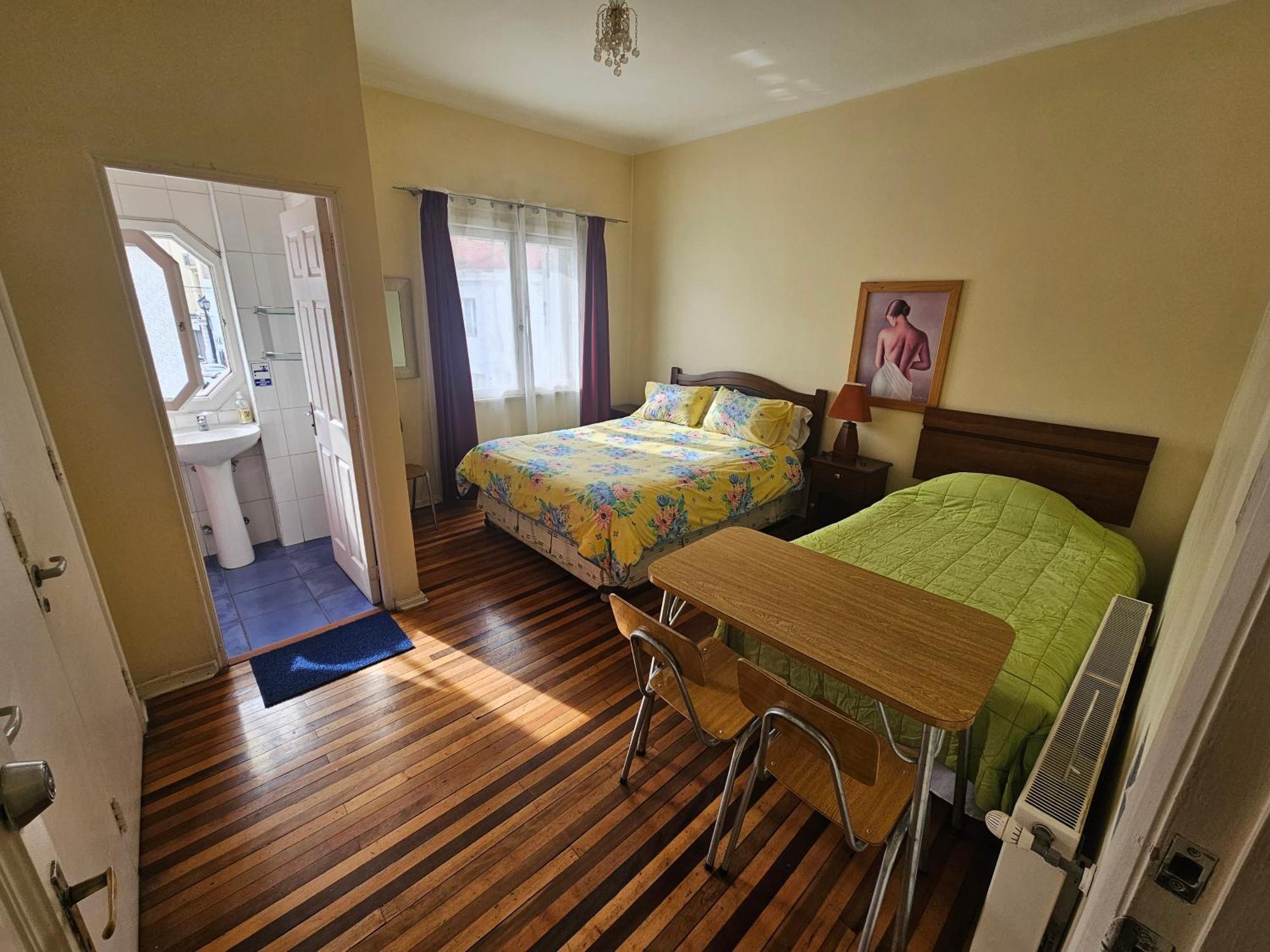 Residencial Metro Republica Hostel - Santiago — Photos 1